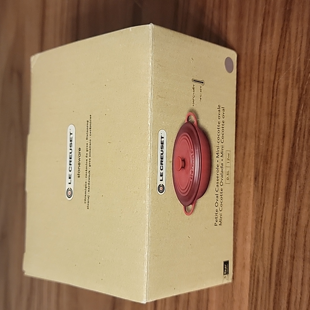 Le Creuset Cassis Mini Oval Cocotte - Picture 12 of 16
